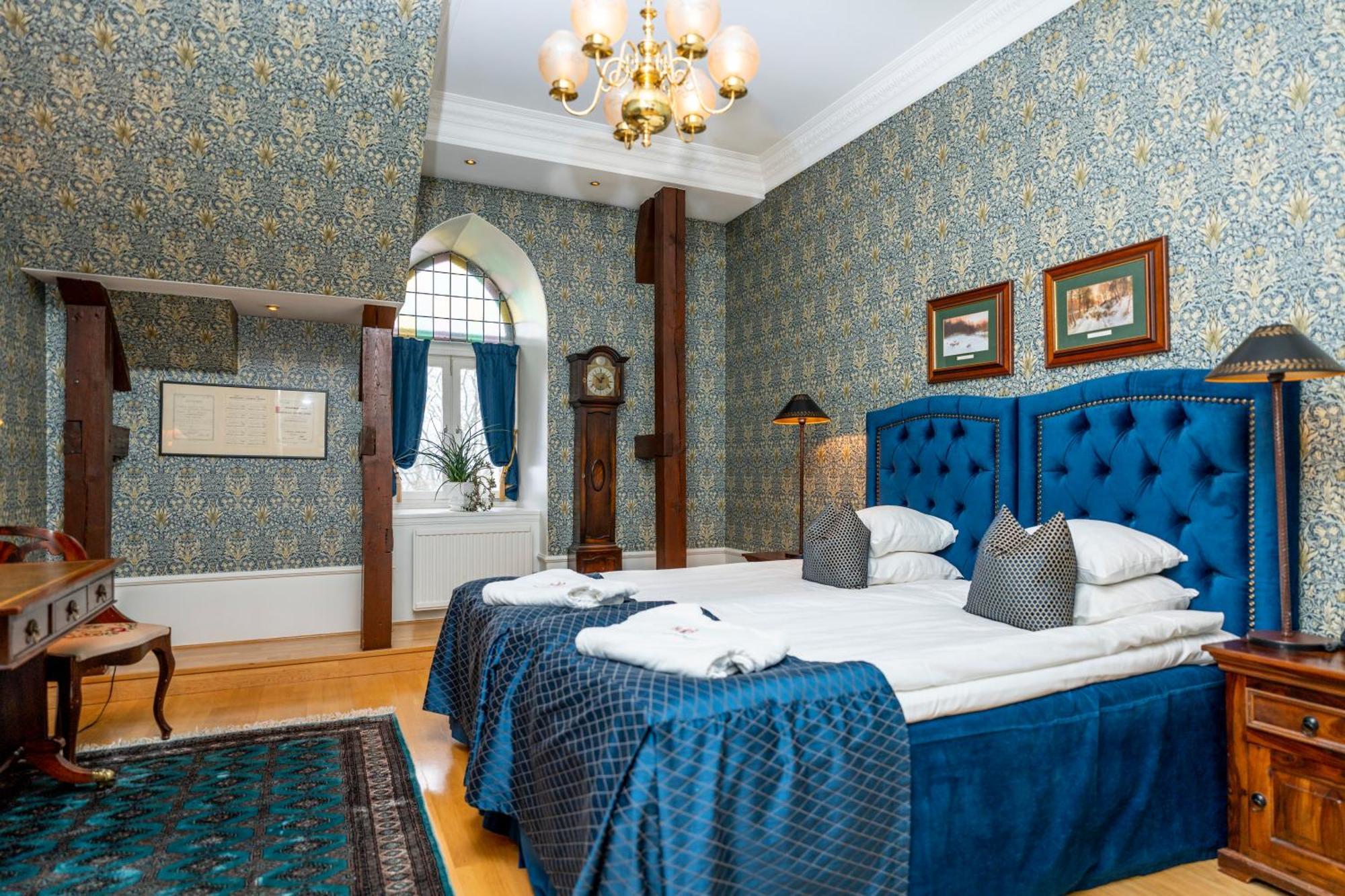 Готель Thorskogs Slott Lodose Екстер'єр фото