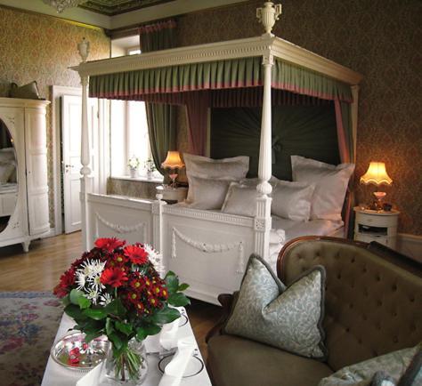 Готель Thorskogs Slott Lodose Екстер'єр фото