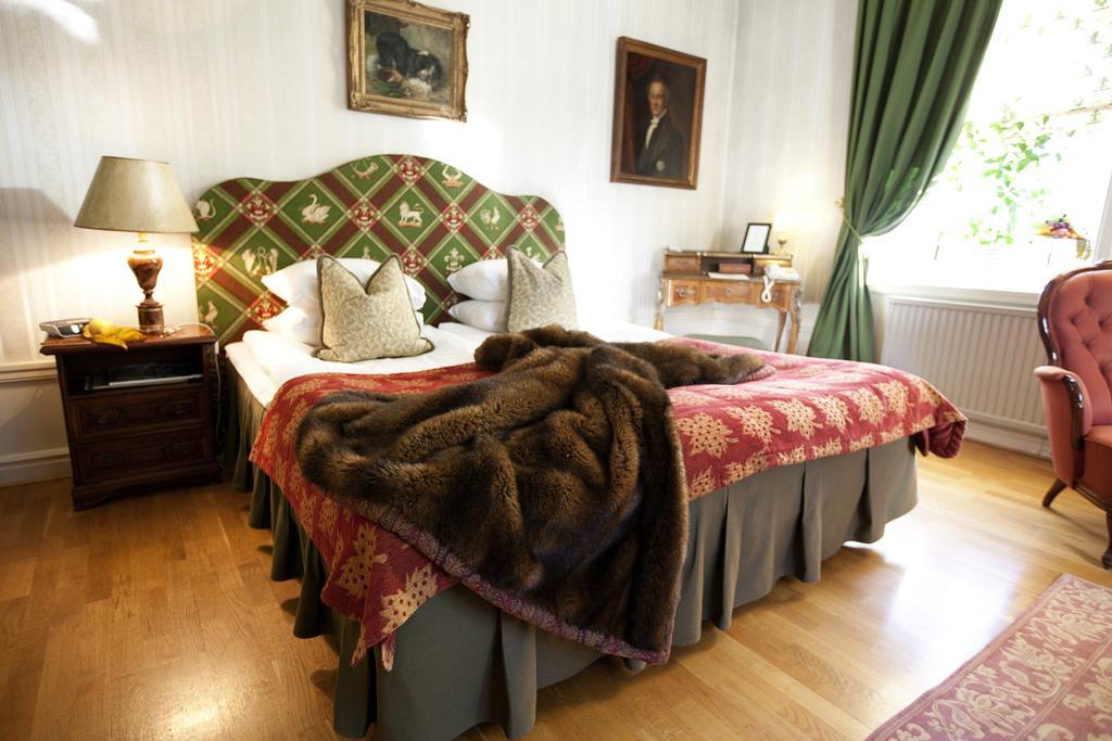 Готель Thorskogs Slott Lodose Екстер'єр фото