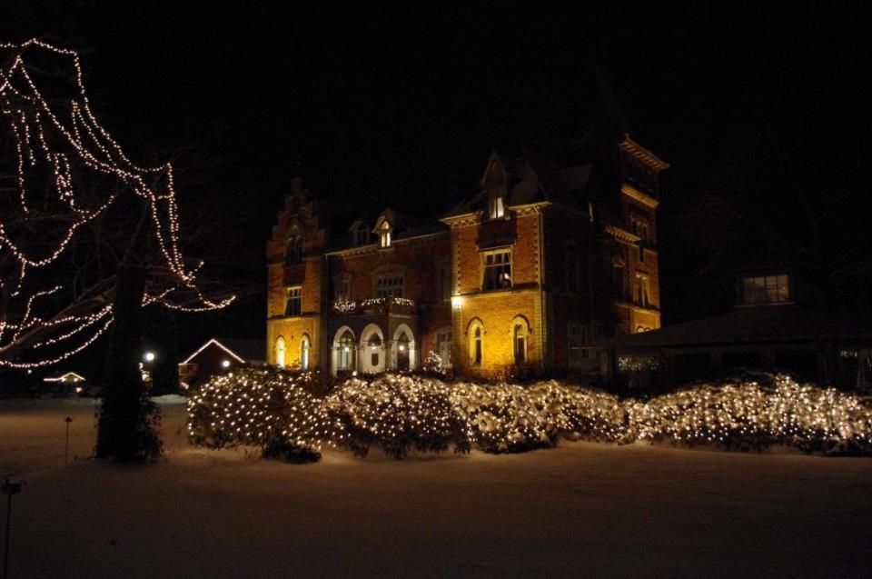 Готель Thorskogs Slott Lodose Екстер'єр фото