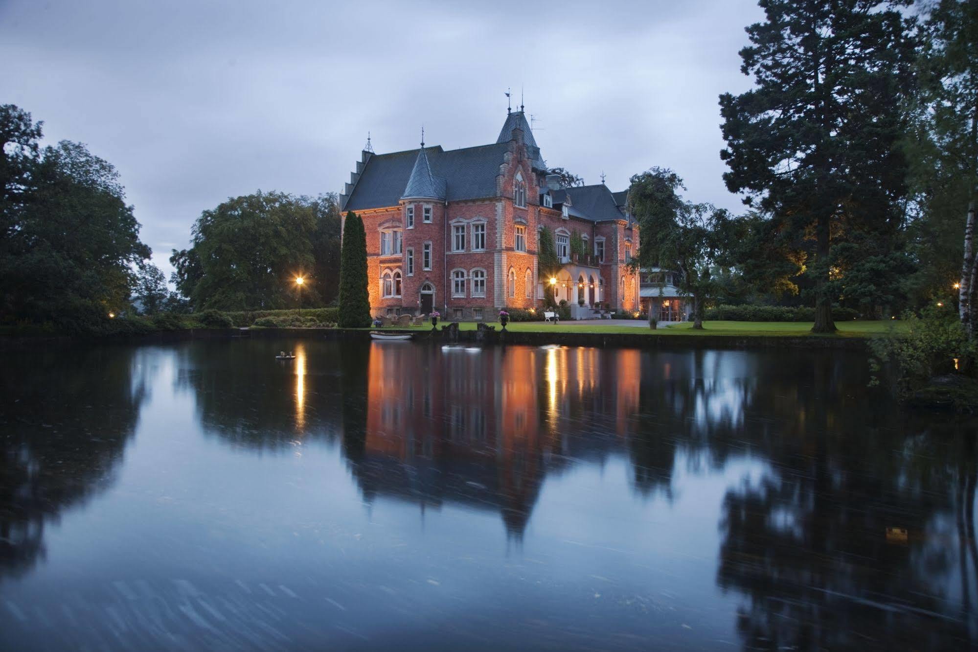 Готель Thorskogs Slott Lodose Екстер'єр фото