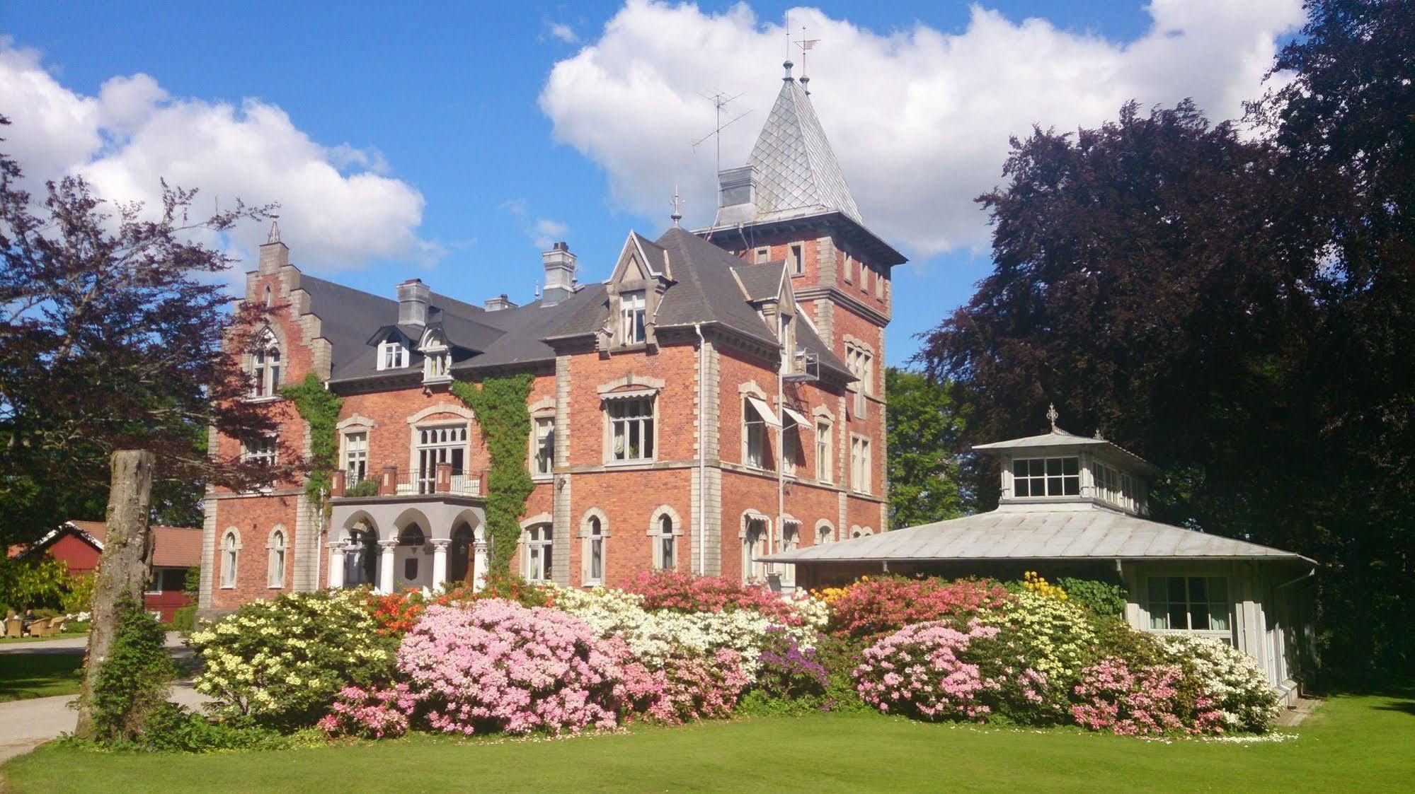 Готель Thorskogs Slott Lodose Екстер'єр фото